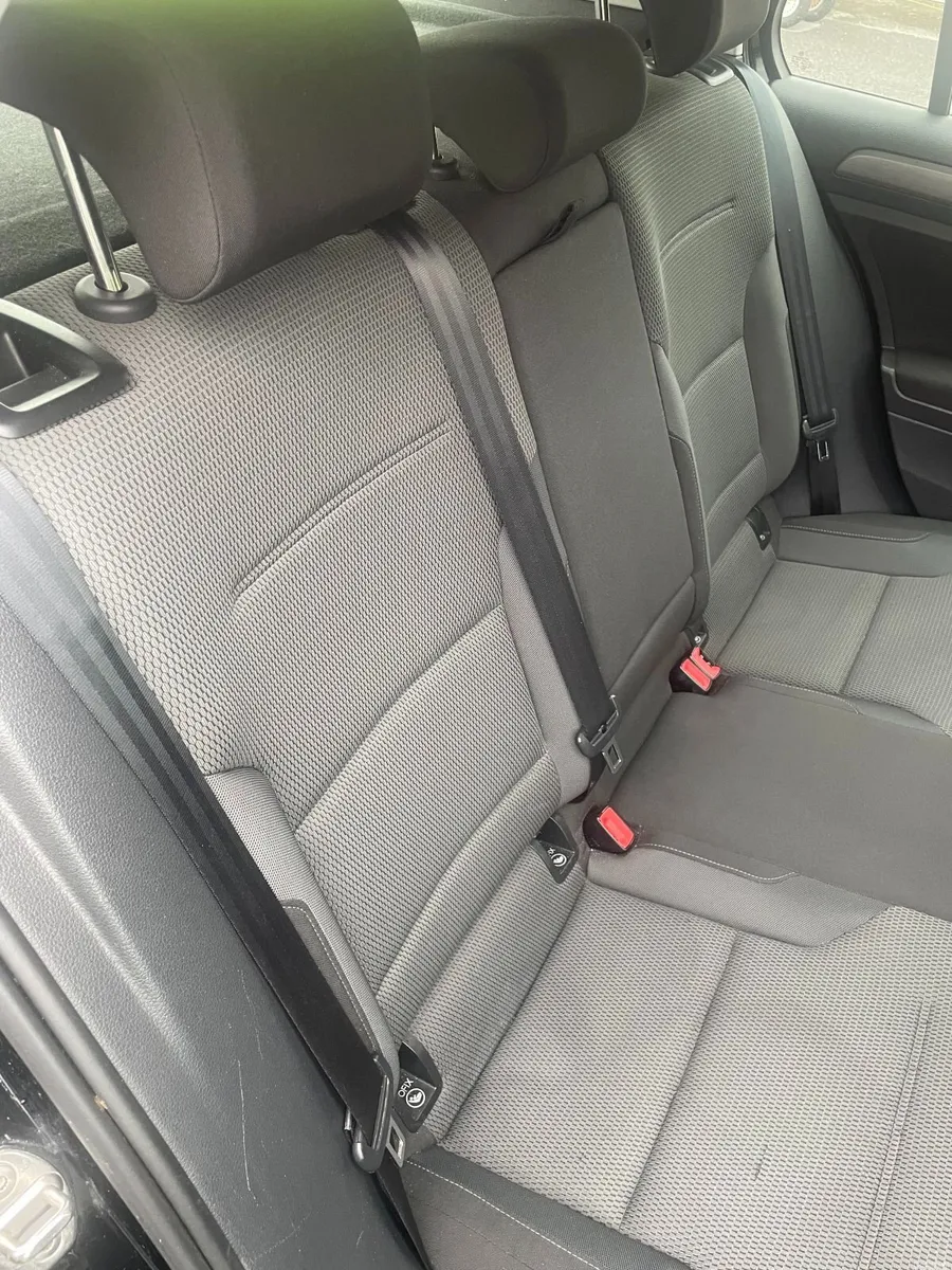 Volkswagen Golf 1.6 Diesel MK7 2013 - Image 6