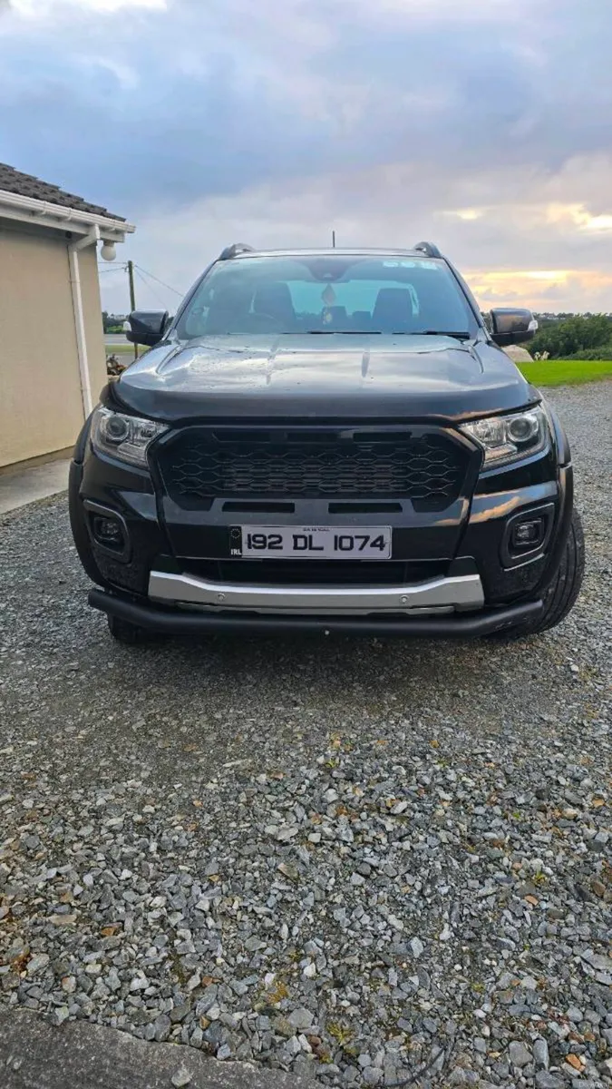 Ford Ranger 3.2TDCI WILDTRACK 4WD20 AUTO - Image 3