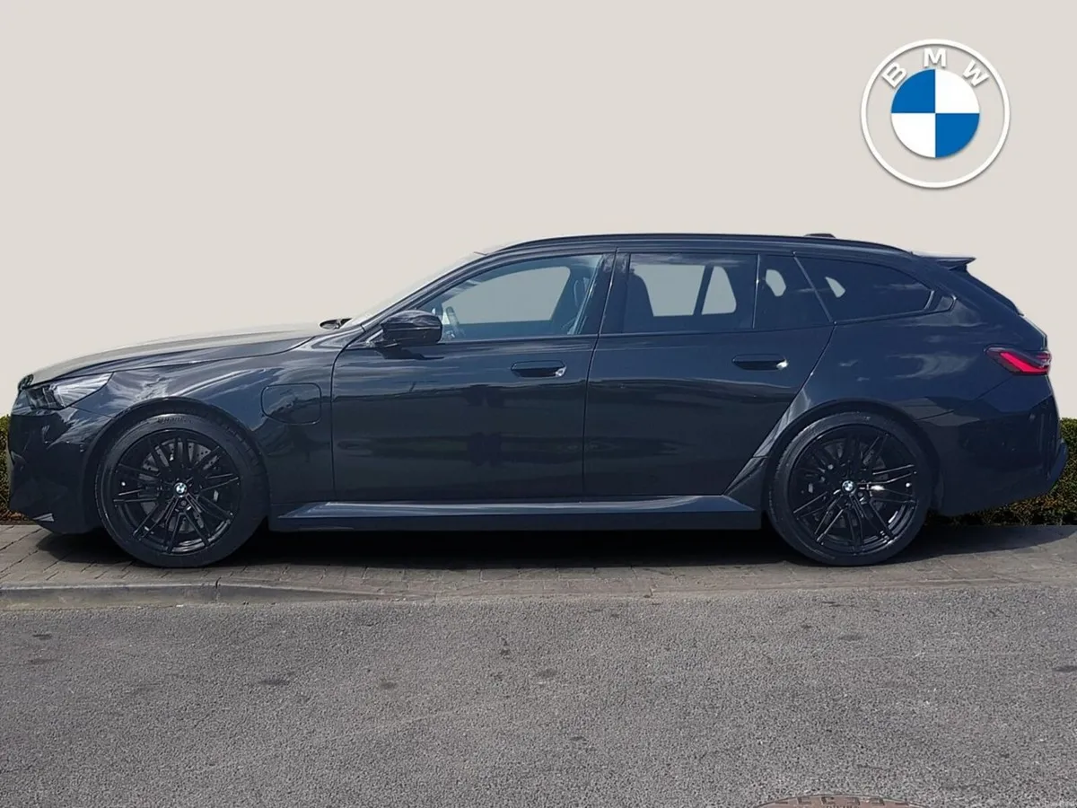 BMW M5 M5 Touring - Image 3