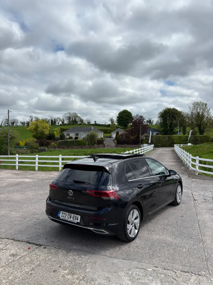 Volkswagen Golf 2022 - Image 3