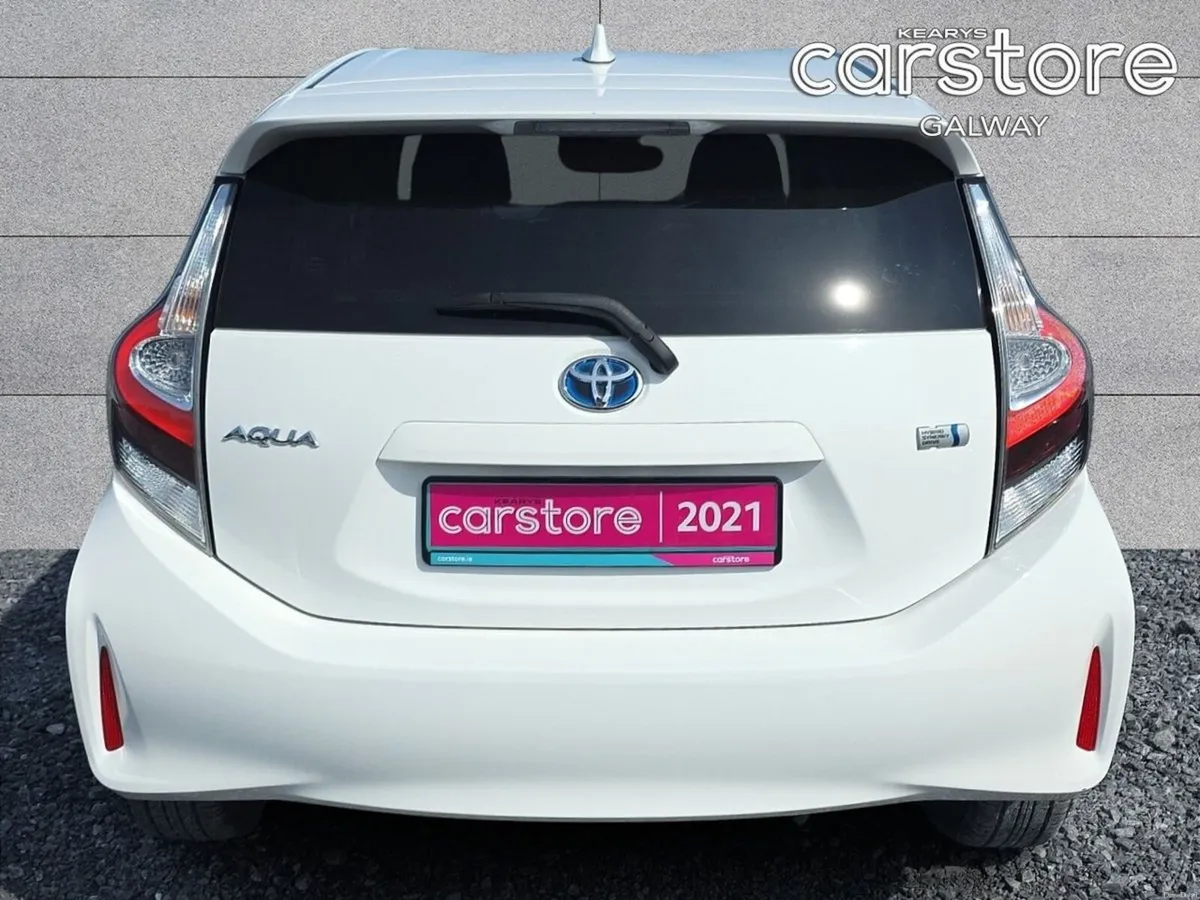 Toyota Aqua S - Image 4