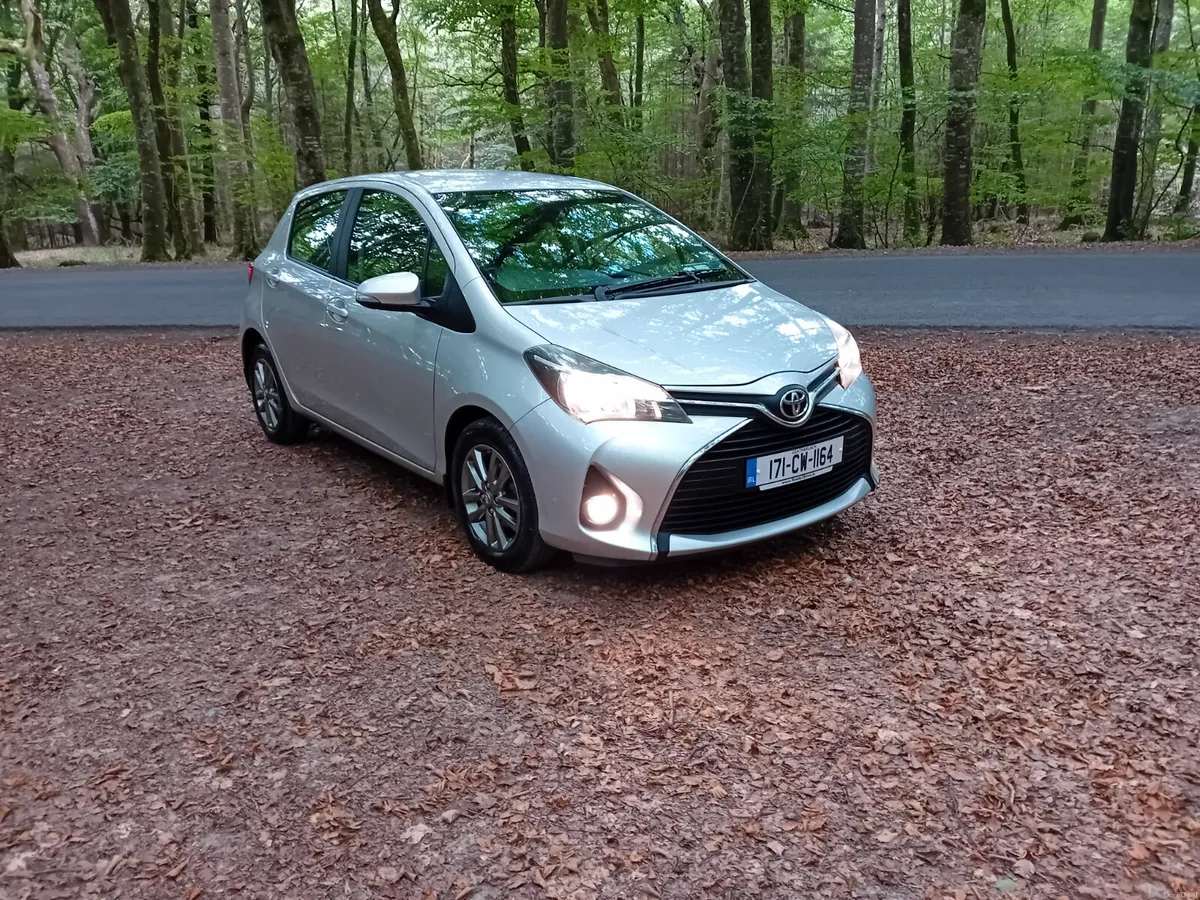171 TOYOTA YARIS  1.0 VVTi  LUNA  .ONE OWNER - Image 3