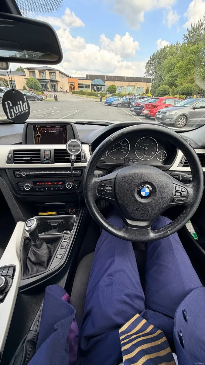 BMW 318D - Image 5