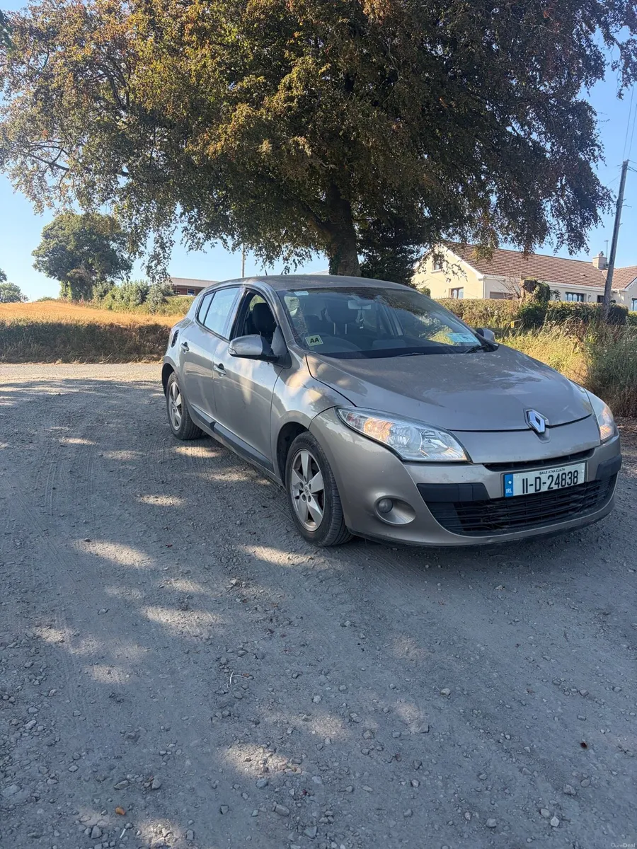 2011 Renault megane - Image 1