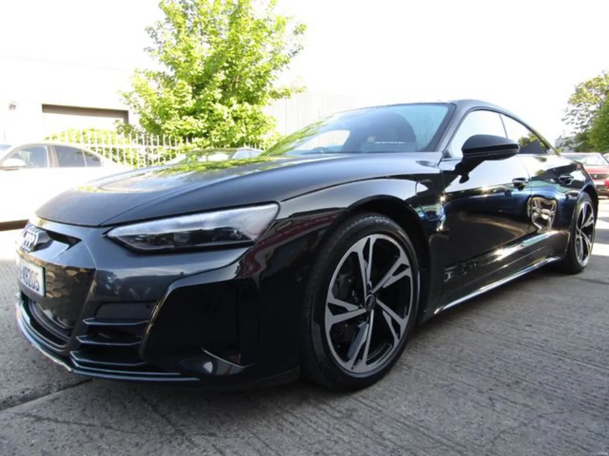 Audi e-tron GT QUATTRO GT BANG AND OLUFSEN SOUND S - Image 3