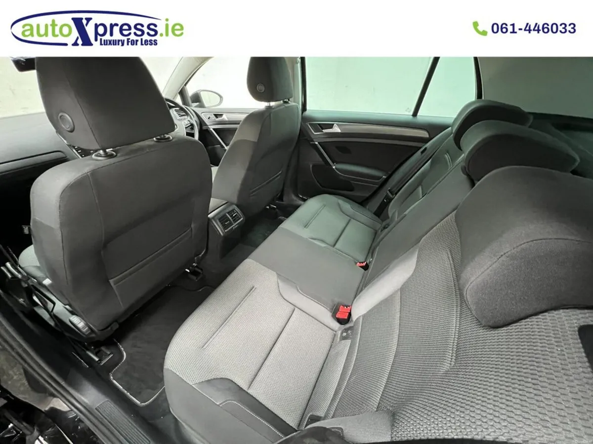 Volkswagen Golf 1.2 TSI COMFORTLINE, Low mileage, - Image 4