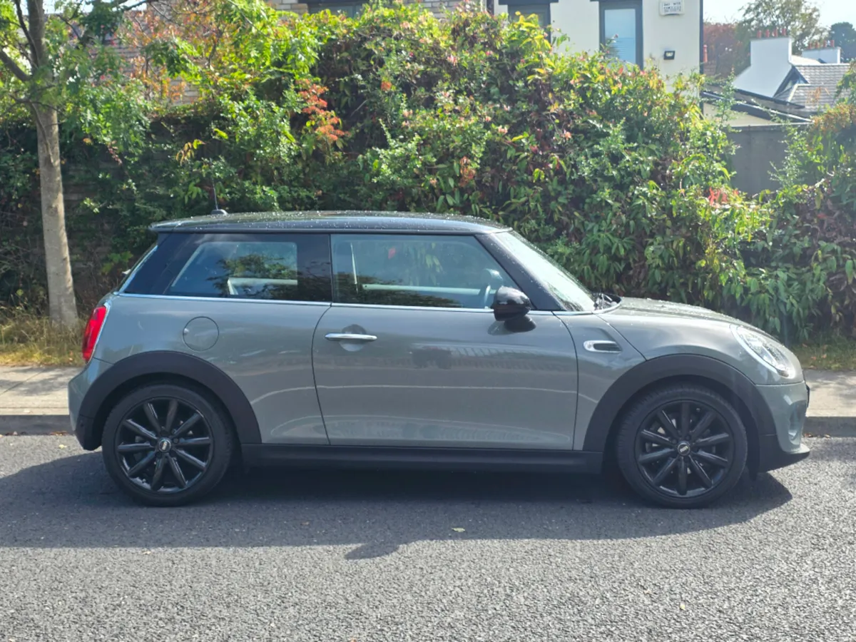 Mini Cooper XR32 2DR - Image 2