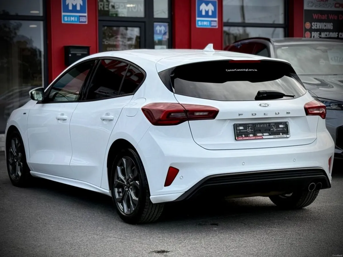 Ford Focus ST-LINE // SAME DAY FINANCE AVAILABLE / - Image 6