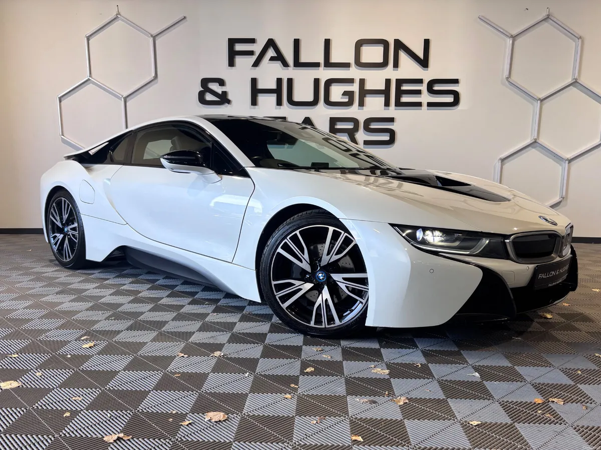BMW i8 2017 - Image 1