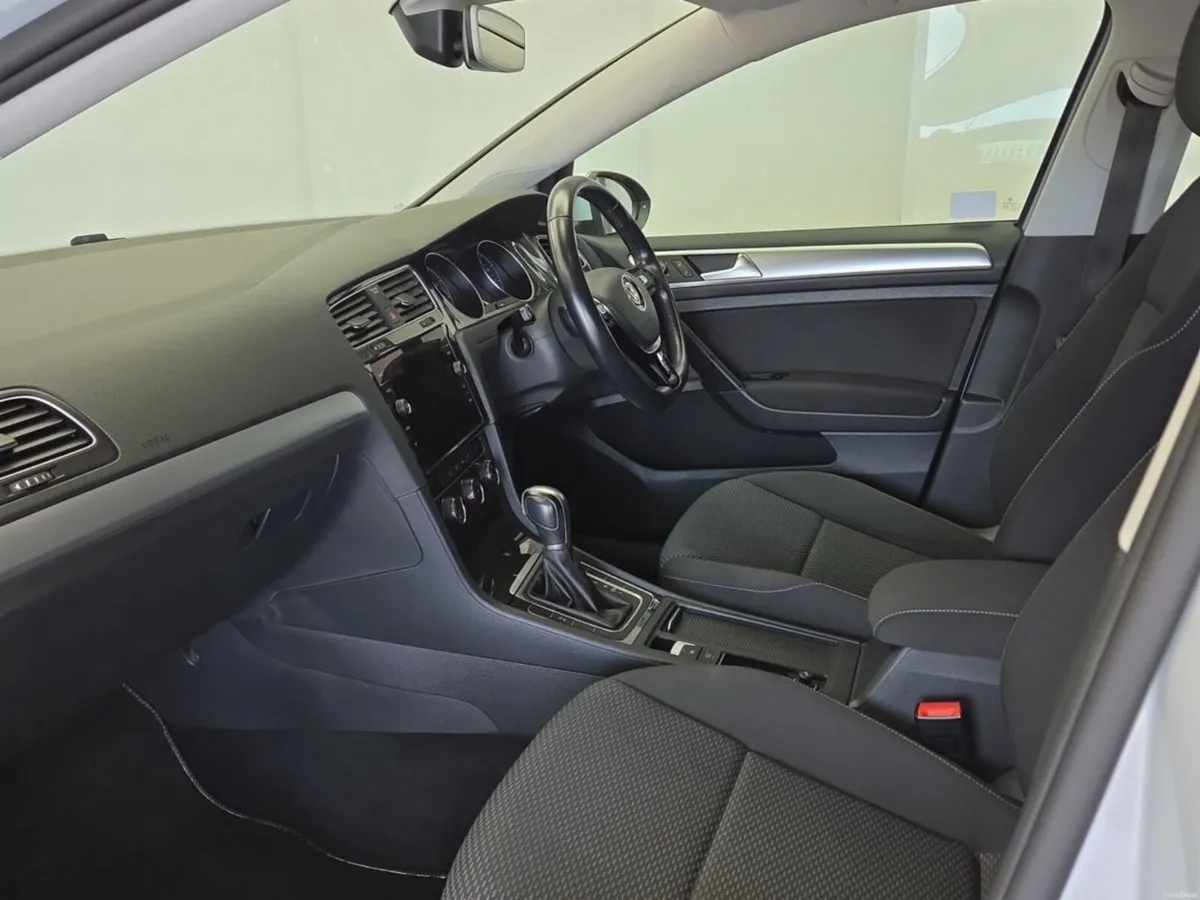 Volkswagen Golf TSI Comfortline DSG - Image 4