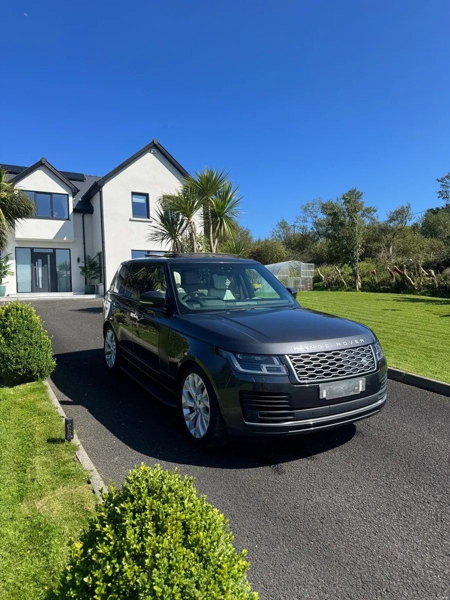 2020 land rover range rover P400E hybrid - Image 2