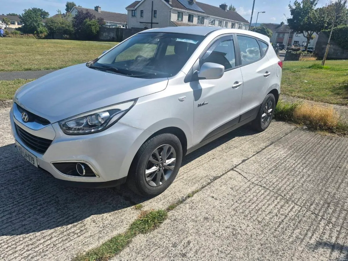 152 Hyundai ix35 1.7 Diesel *NCT 01/27* - Image 3