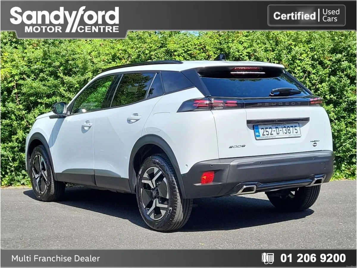 Peugeot 2008 HYBRID 145BHP e-DCS6 Allure - Image 4