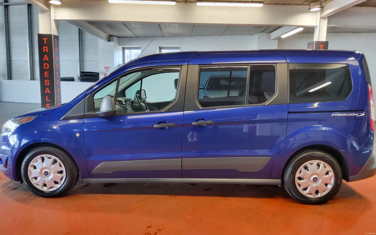 Ford Tourneo Connect 2018 - Image 6