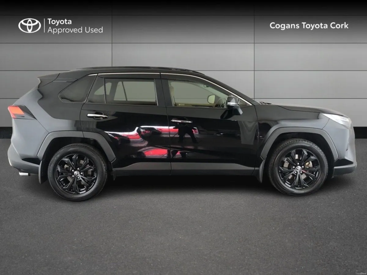 Toyota RAV4 PHEV Platinum - Image 3