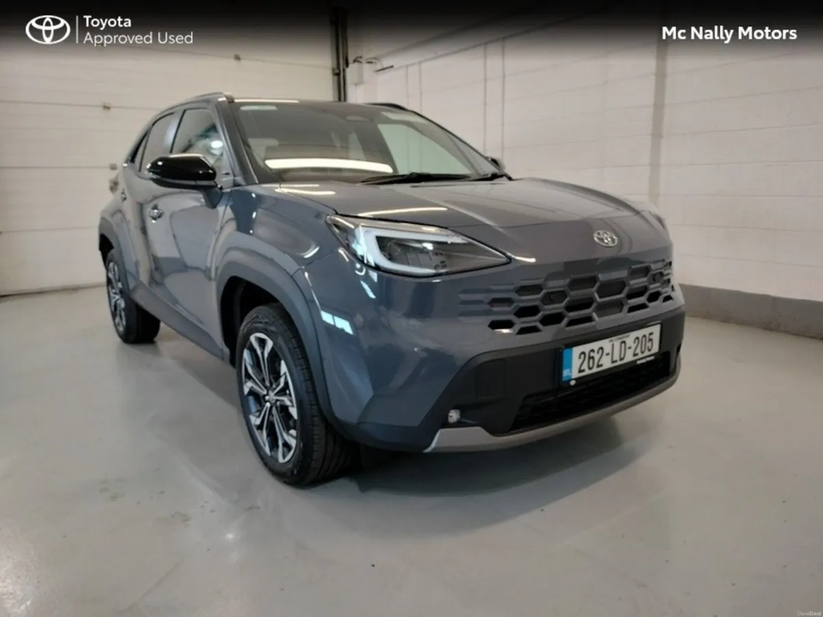 Toyota Yaris Cross 262 Lunasport Mono Demonstrator - Image 1
