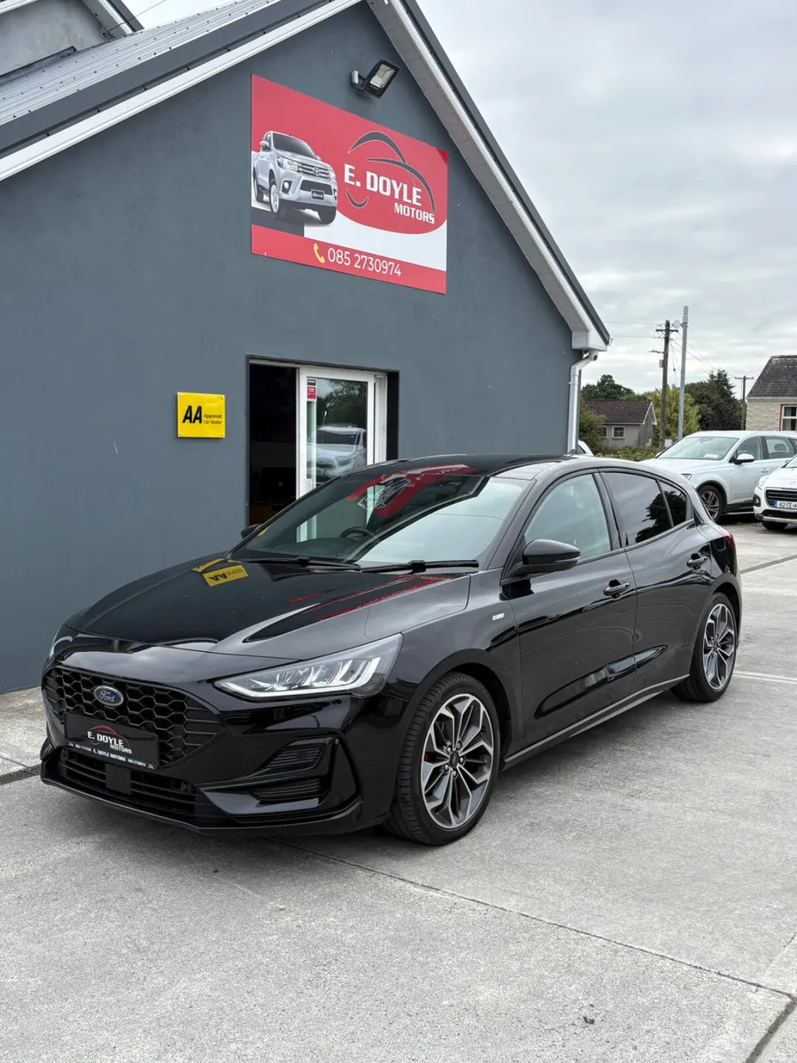 2023 Ford Focus ST-Line X auto - Image 4