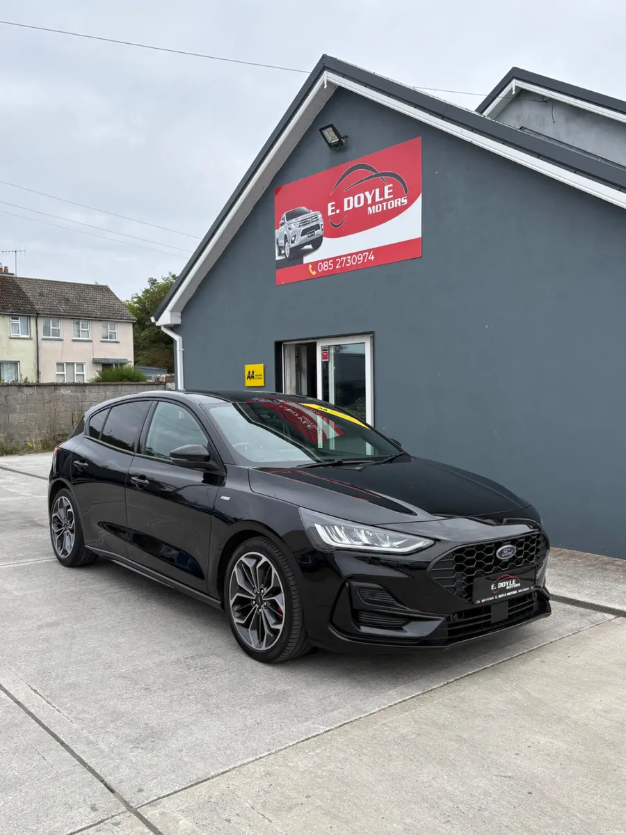 2023 Ford Focus ST-Line X auto - Image 3