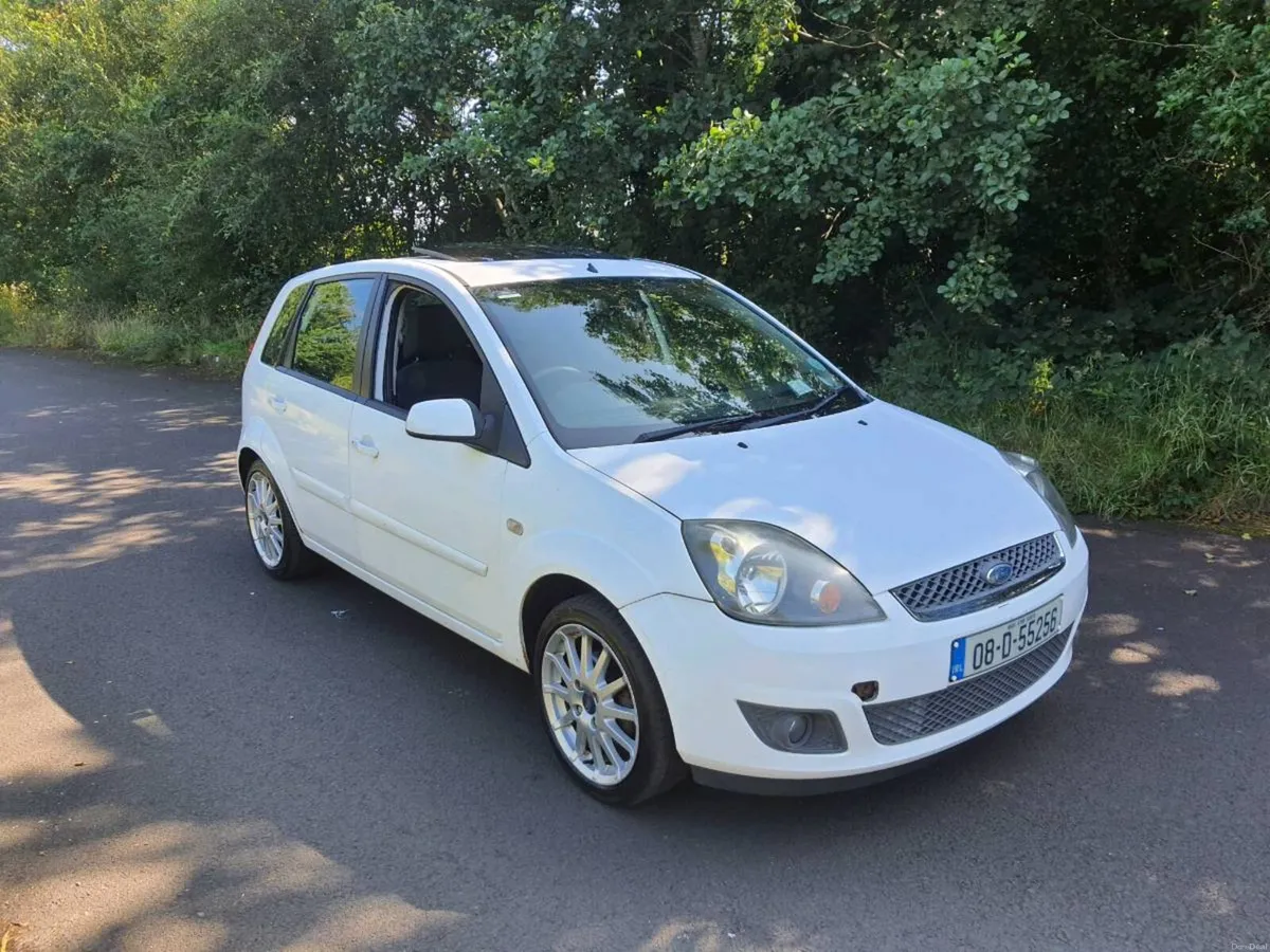 Ford Fiesta 1.4 Diesel(Sunroof) - Image 5