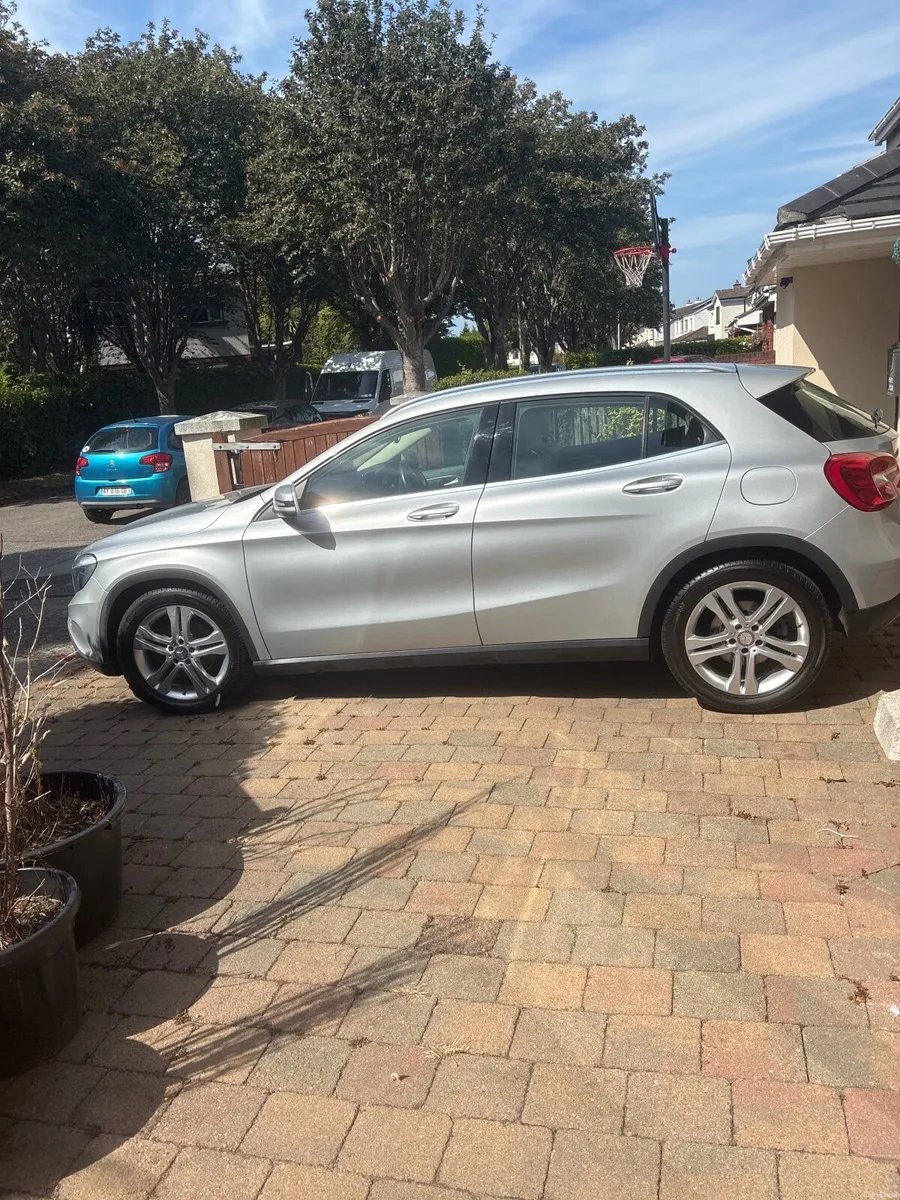 Mercedes-Benz GLA 2016 - Image 3