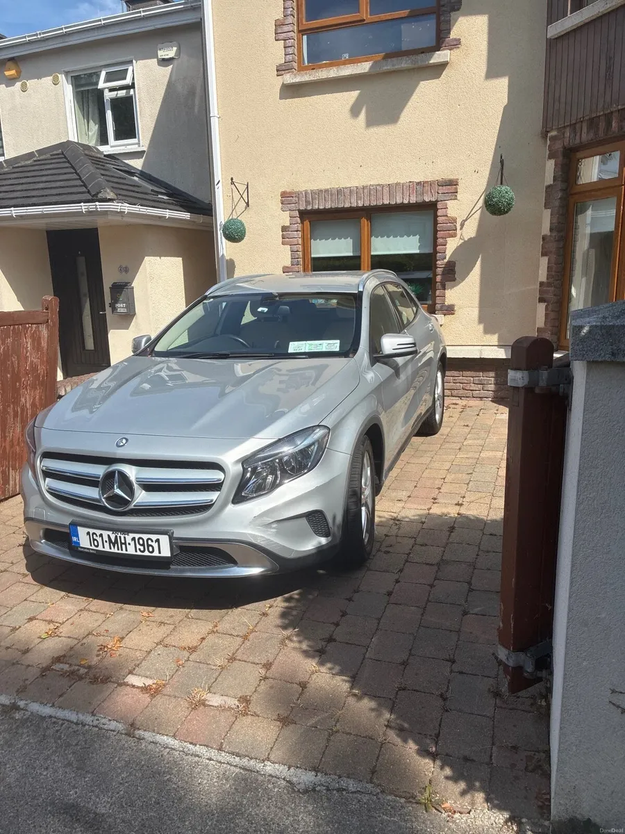 Mercedes-Benz GLA 2016 - Image 4