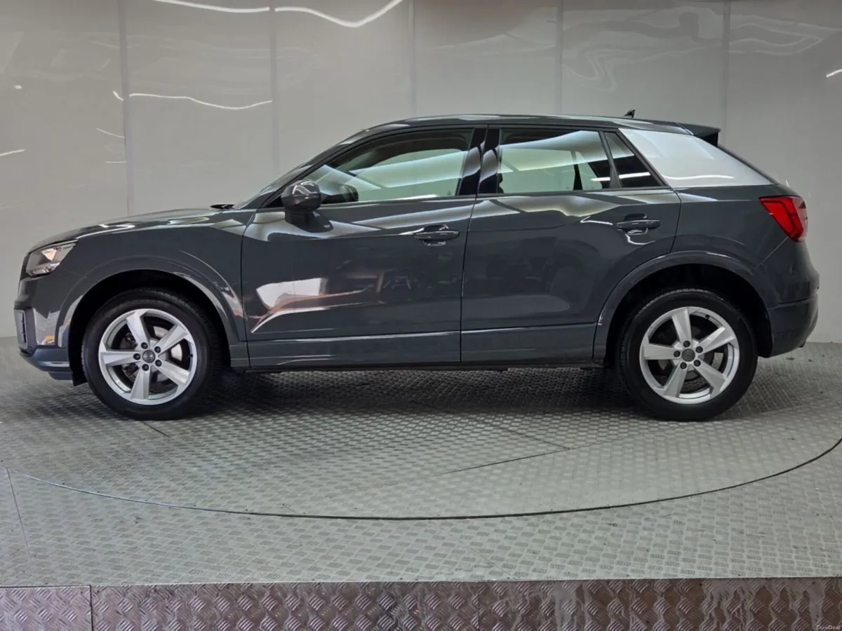 Audi Q2 30 TFSI Sport S-tronic - Image 5