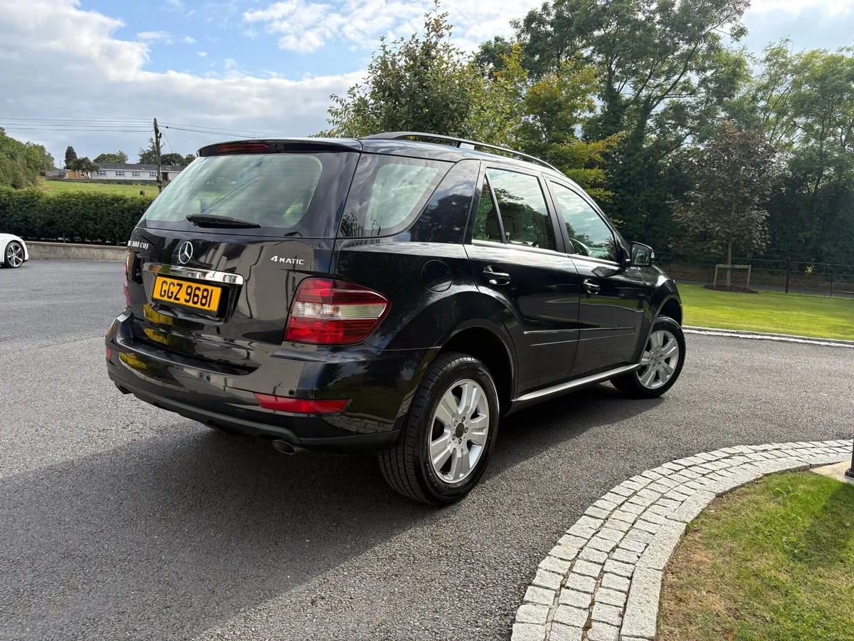 Mercedes ML300 - Image 4