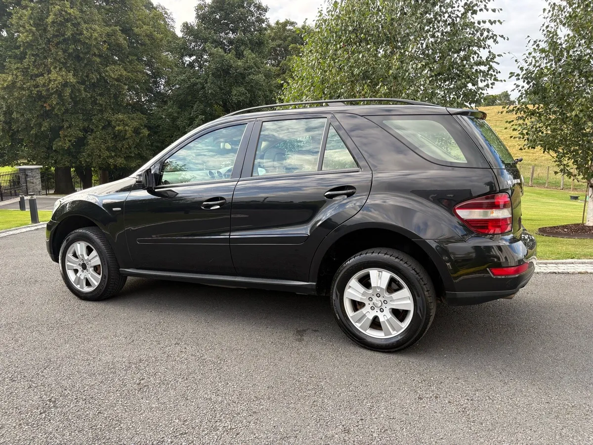 Mercedes ML300 - Image 6