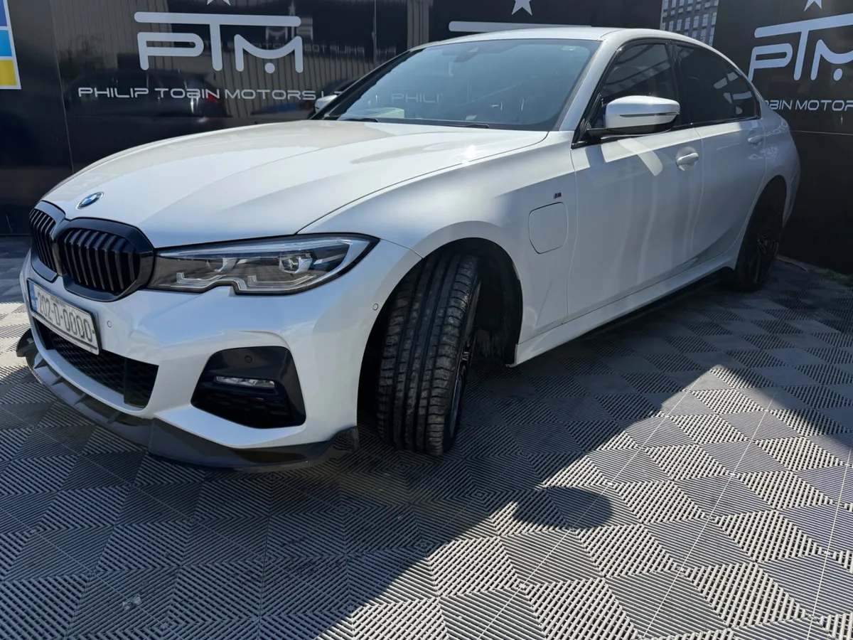 BMW 330e M Sport Pro G20 288HP Auto - Image 4