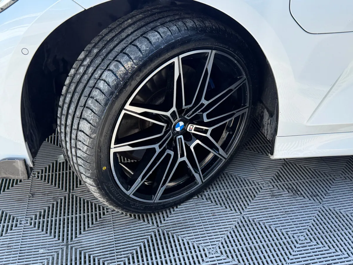 BMW 330e M Sport Pro G20 288HP Auto - Image 6