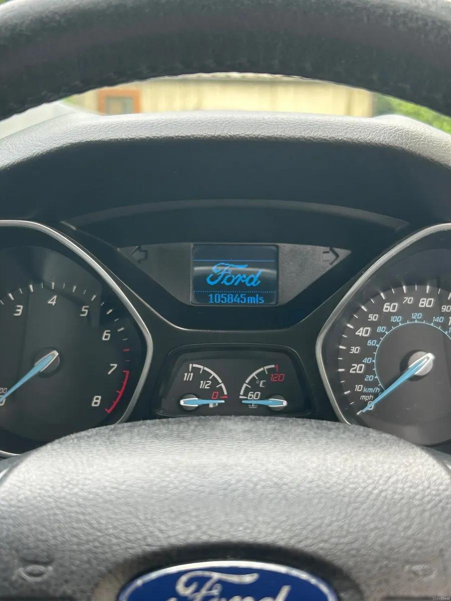 2013 Ford Focus EcoBoost Zetec 125PS - Image 3