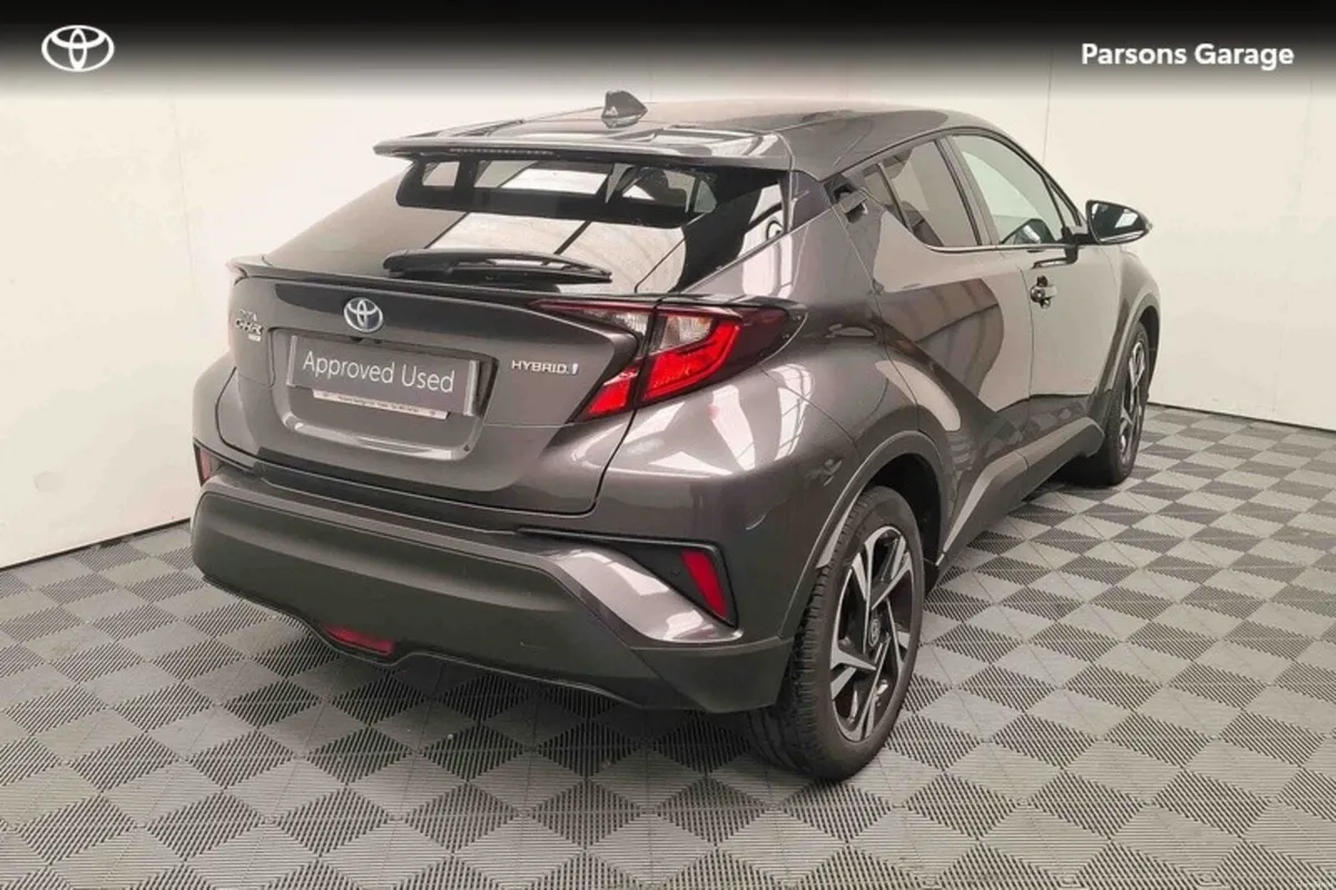 Toyota C-HR C-HR HYBRID SPORT - Image 2