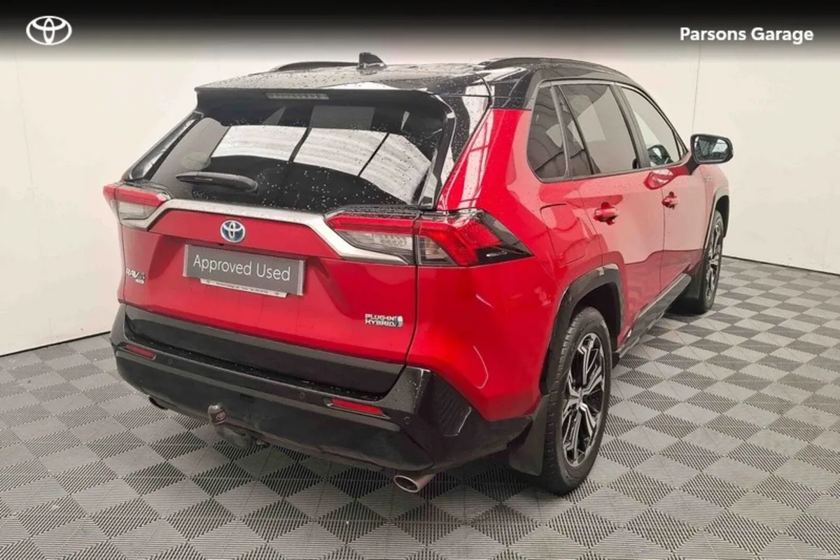 Toyota RAV4 RAV4 PLUG-IN HYBRID SPORT 4DR - Image 2