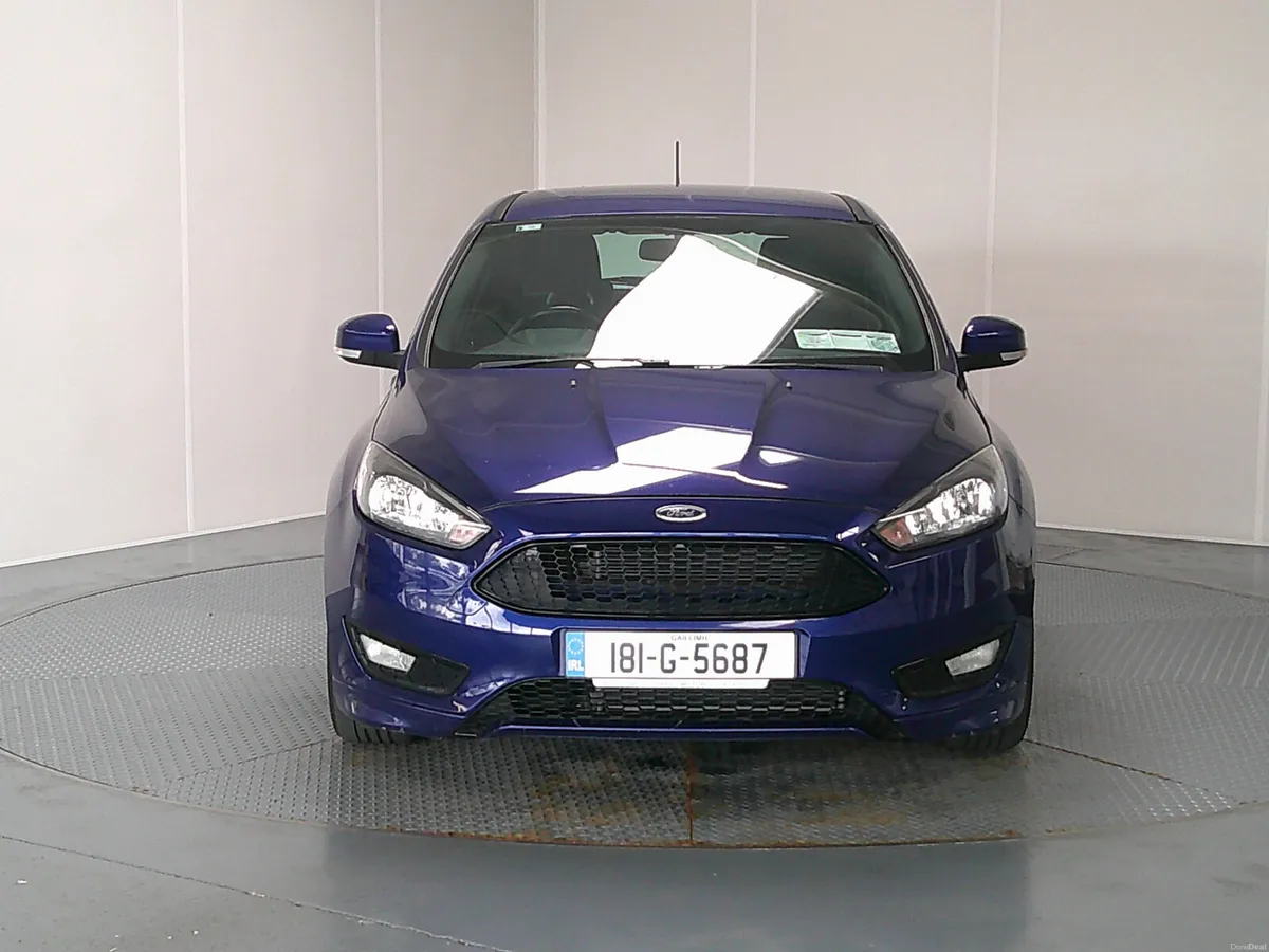 Ford Focus 2018 - Image 2