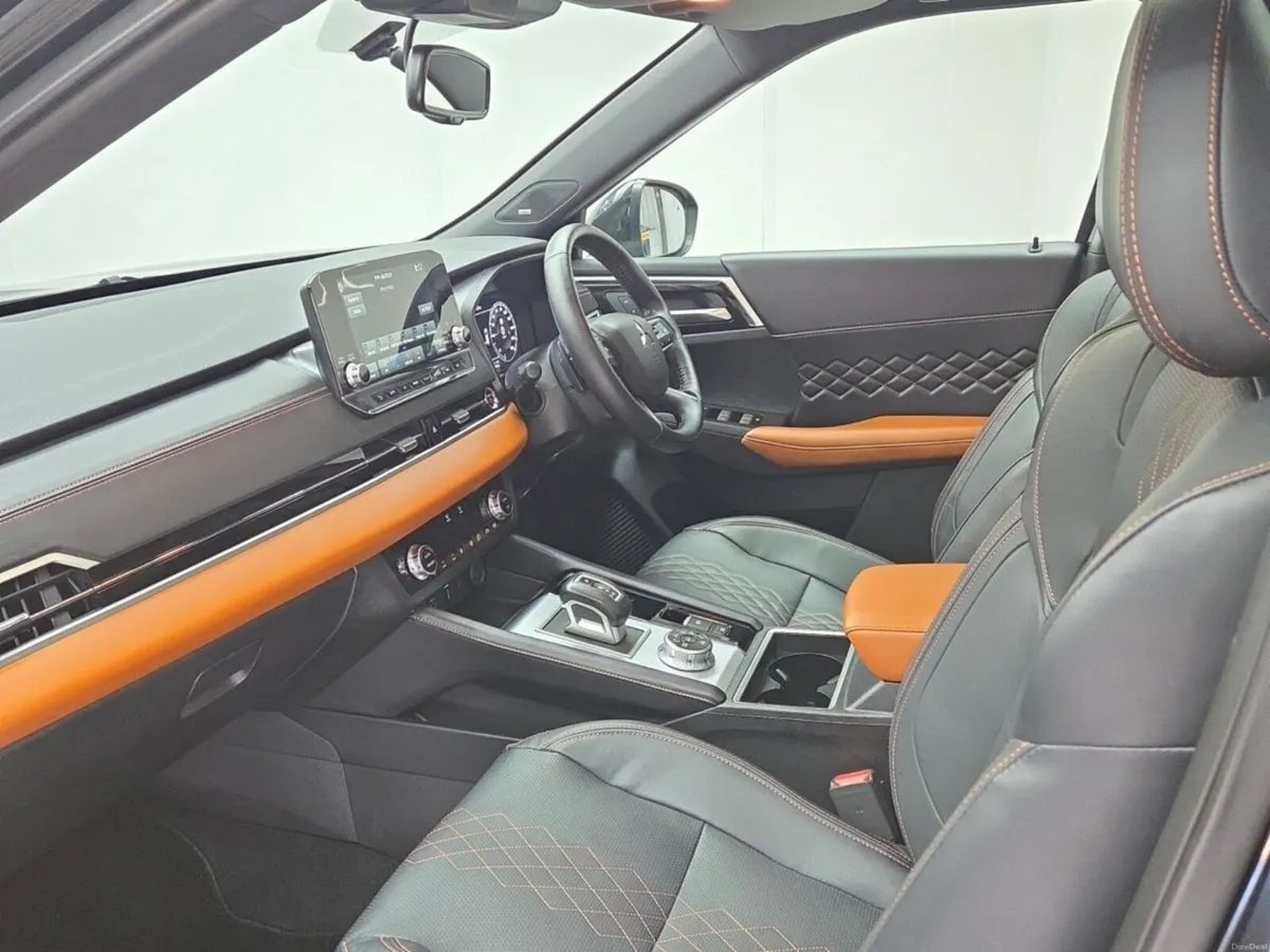 Mitsubishi Outlander PHEV 7 Seater Huge Spec - Image 4