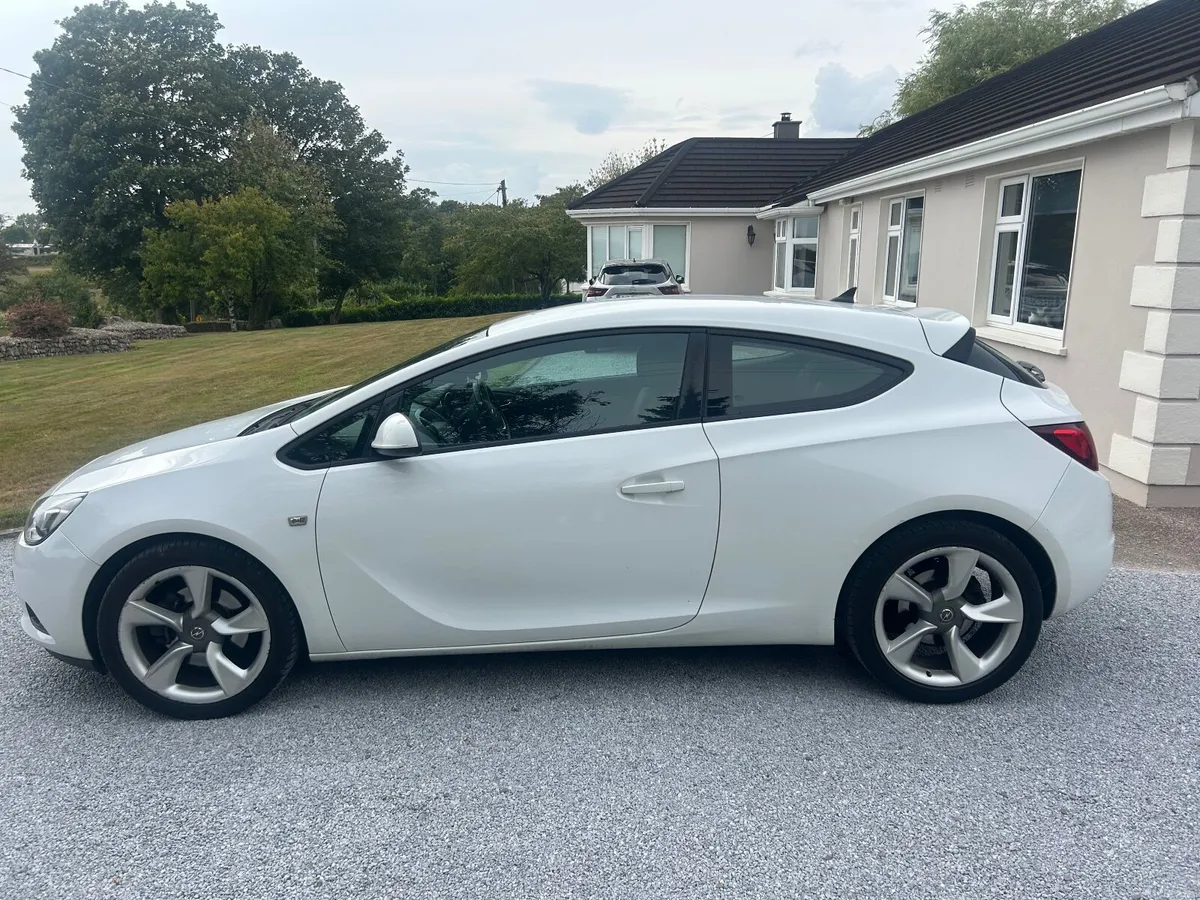 Opel Astra 2015 - Image 5