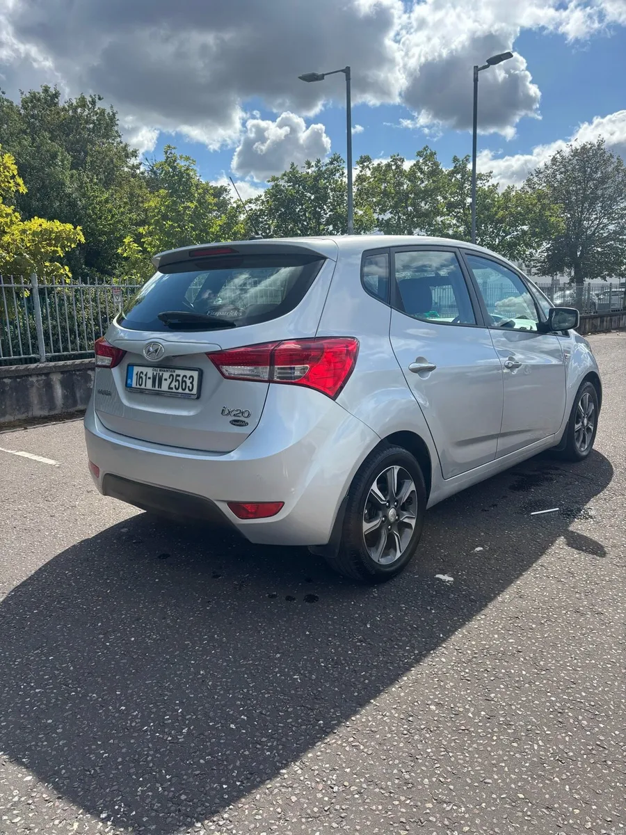 Hyundai ix20 automatic - Image 3