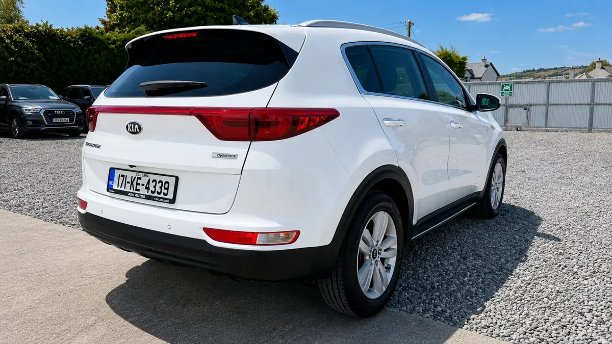 2017 Kia Sportage top spec - Image 3