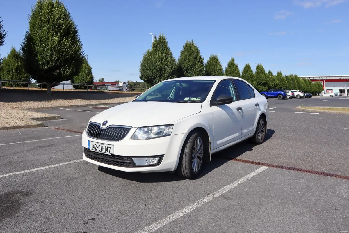 Skoda Octavia - Image 1