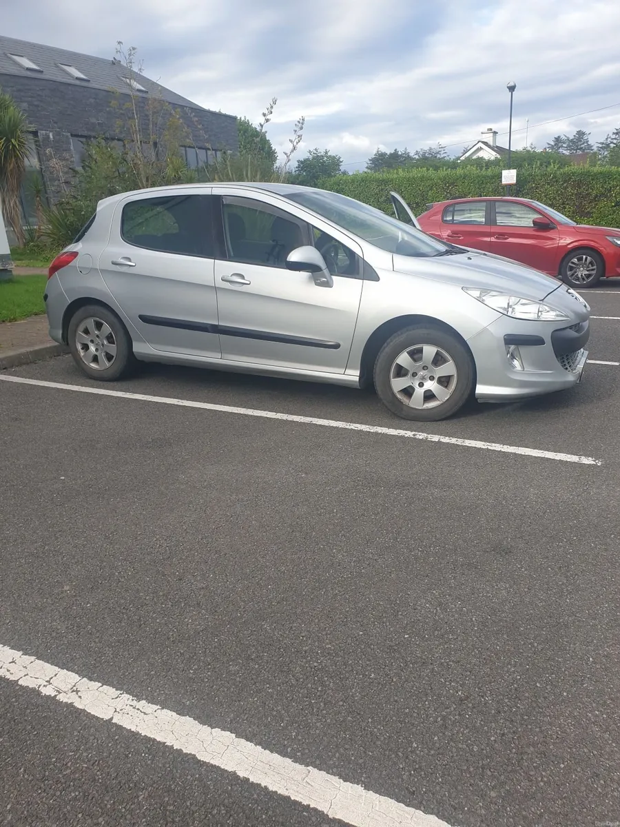 Peugeot 308 2009 - Image 2