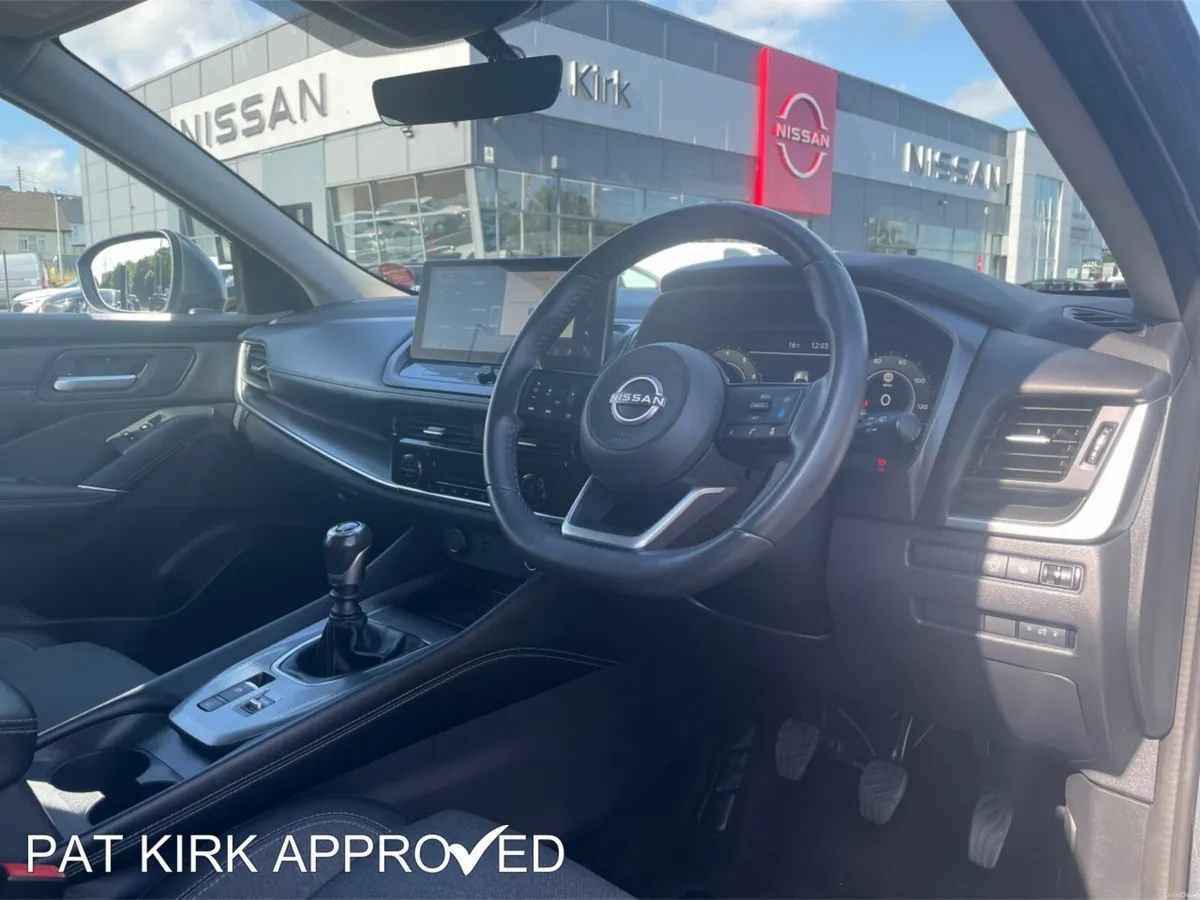 Nissan Qashqai Hatchback N-Connecta - Image 4