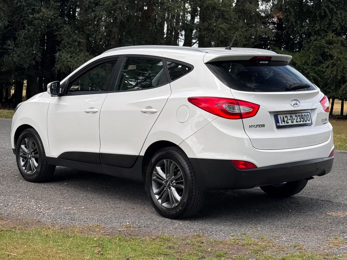 Hyundai ix35 Executive 1.7 - NCT 09/27 - Image 4