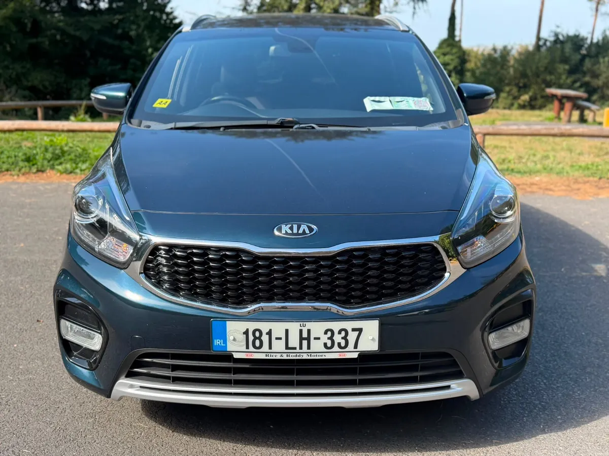 181 Kia Carens 7 seater! Excellent condition ⭐️⭐️⭐ - Image 2