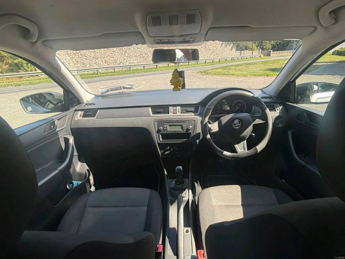 Skoda rapid 1.6 tdi €2800 - Image 6