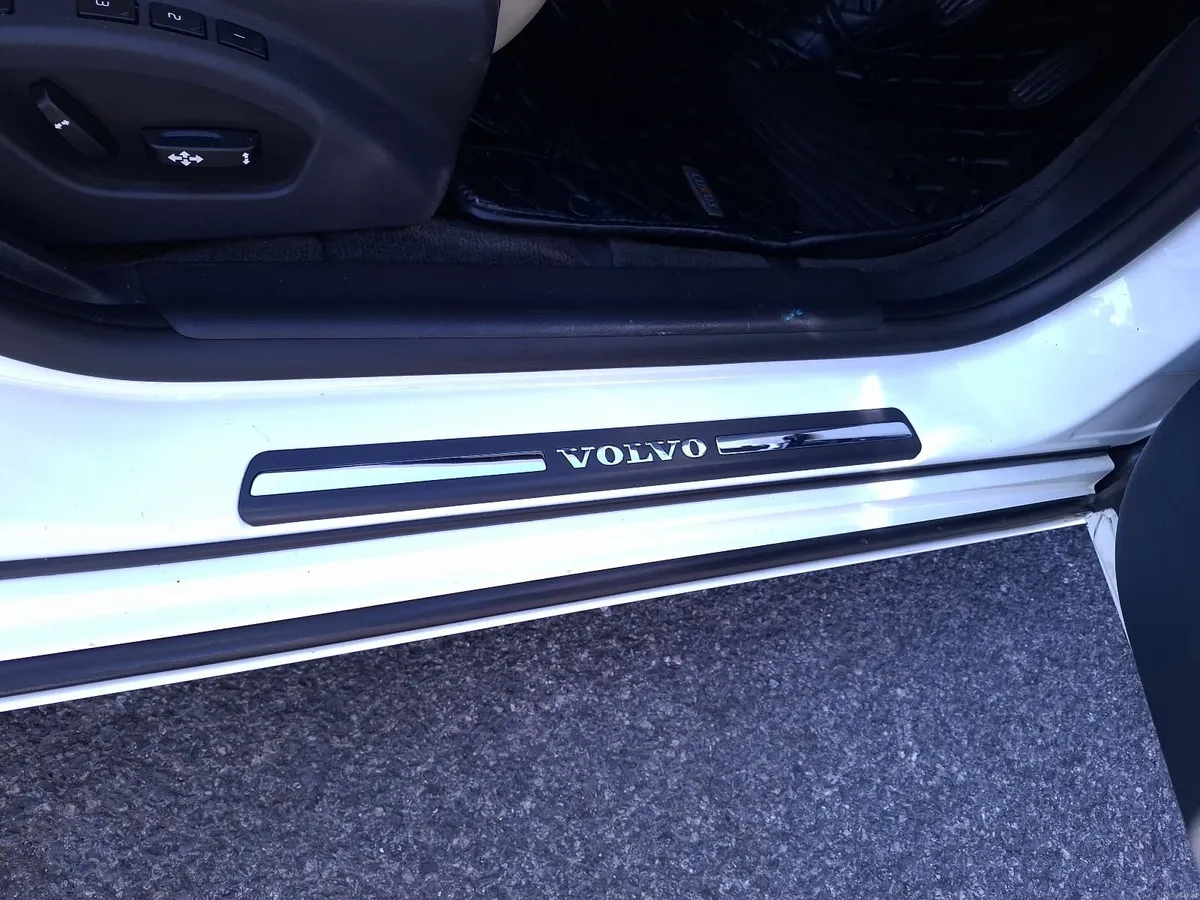 Volvo V60 2015 - Image 2