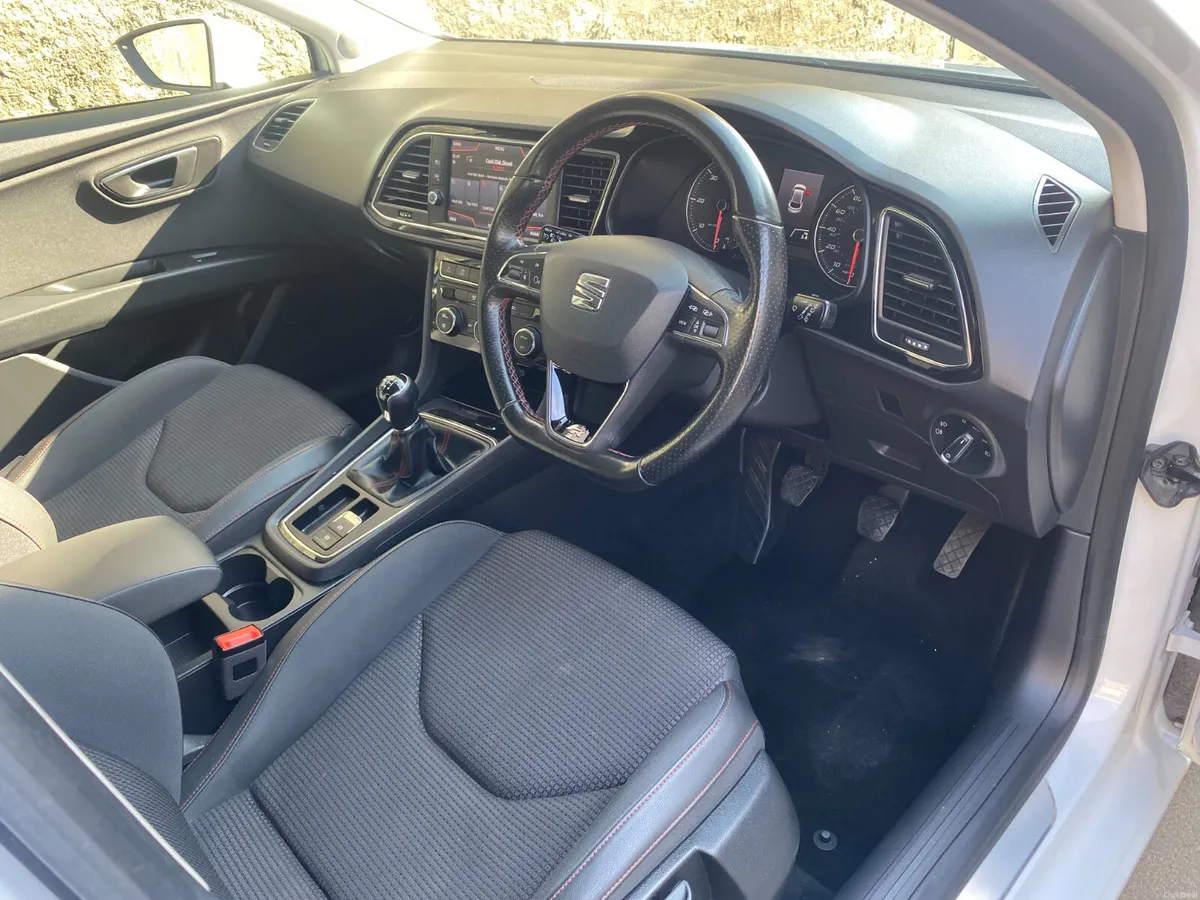 March 2018 Seat Leon FR 2.0 TDi 150 - Image 5