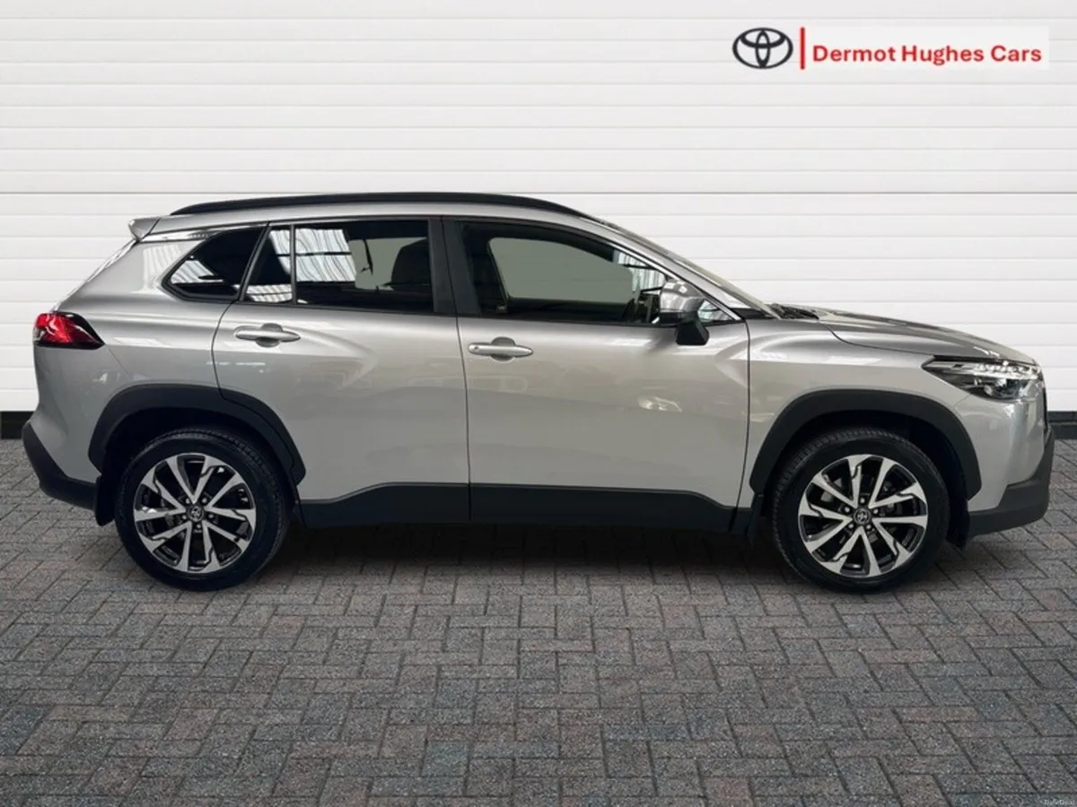 Toyota Corolla Cross SPORT HYBRID AUTO - Image 3