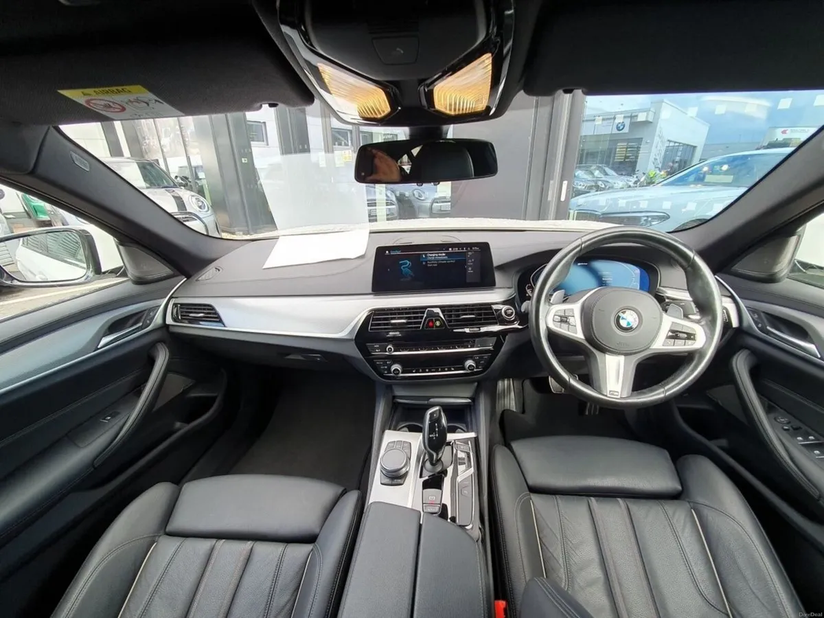 BMW 5-Series 530e xDrive M Sport Saloon - Image 4