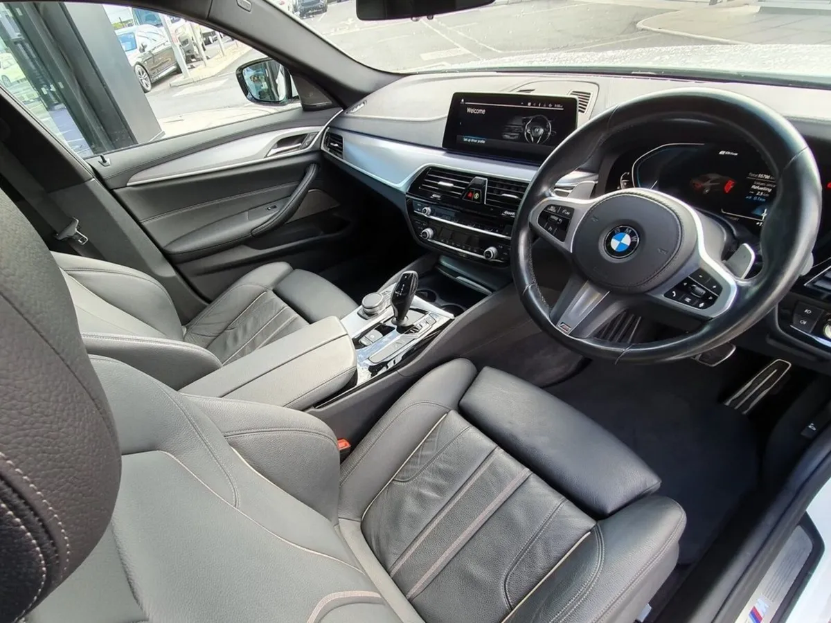BMW 5-Series 530e xDrive M Sport Saloon - Image 6