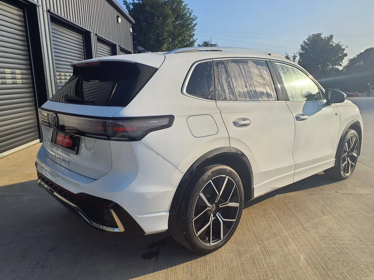 2024 VW  Tiguan R-Line 2.0 Tdi DSG 150HP - Image 4